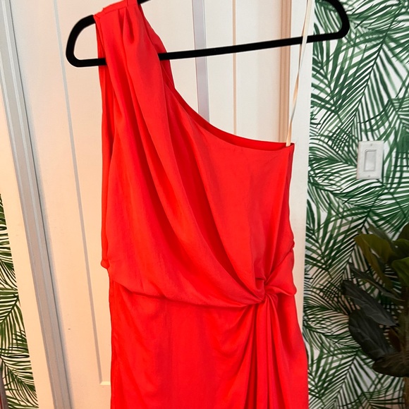 Halston Heritage | One Shoulder Dress - Picture 4 of 9